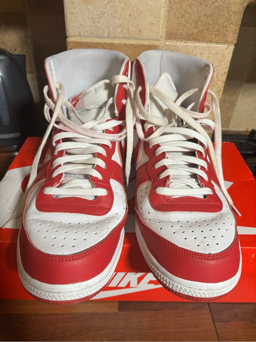 Men nike terminator Red and White High-Top Sneakers
